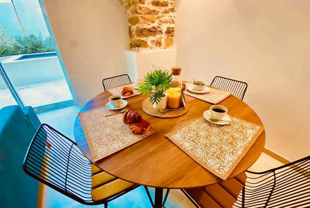 Terra Nostra - Townhouse - Swimming Pool Villa Nîmes Dış mekan fotoğraf